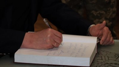 Президент Литви відвідав Академію сухопутних військ (ФОТО)