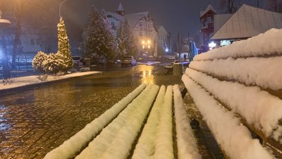 На Львівщині на дорогах очікують ожеледицю