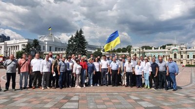 "Самопоміч" проігнорувала позачергове засідання сесії Львівської облради щодо захисту української мови