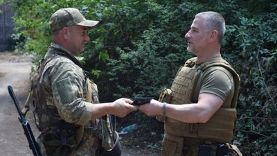 Бійці 24 бригади імені короля Данила отримали нагороди від Головнокомандувача ЗСУ