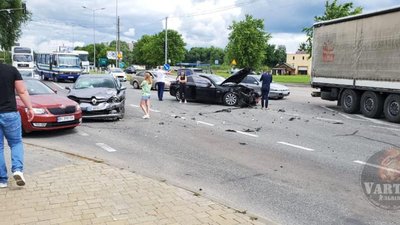 У Львові зіткнулись автомобілі (ФОТО)