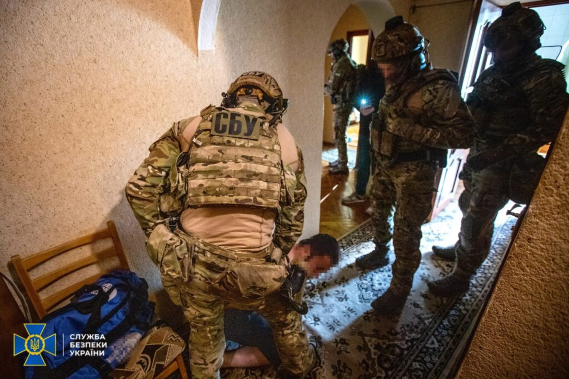 СБУ заблокувала канал контрабанди бурштину до країн Близького Сходу та Східної Азії, фото СБУ