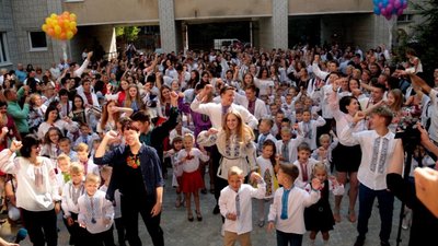 Нова школа у Львові: старт навчального року без звичних лінійок (ФОТО, ВІДЕО)