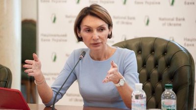 НБУ працює над обмеженням сум карткових переказів  та лімітів переказу готівки через термінали
