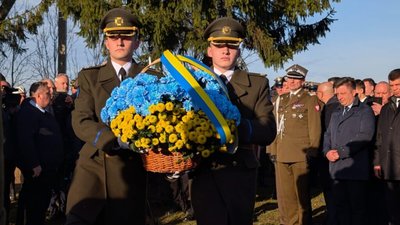На Львівщині перепоховали рештки воїнів Війська Польського