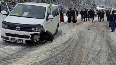 На Львівщині автомобіль зі загиблим Героєм потрапив у ДТП