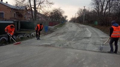 На Львівщині ремонтують дорогу з Артасова до повороту на Нагірці (ФОТО)