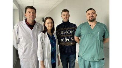 Львівські онкологи врятували чоловіка з рідкісною пухлиною, виконавши унікальну операцію