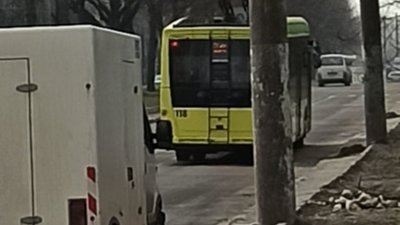 У Львові водій тролейбуса відмовив жінці з дитячим візочком у проїзді (ФОТО)