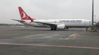 До Львова прилетів новий Boeing 737-8 MAX