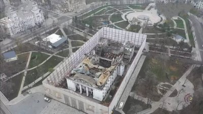 У мережі опублікувало фото Драмтеатру у Маріуполі