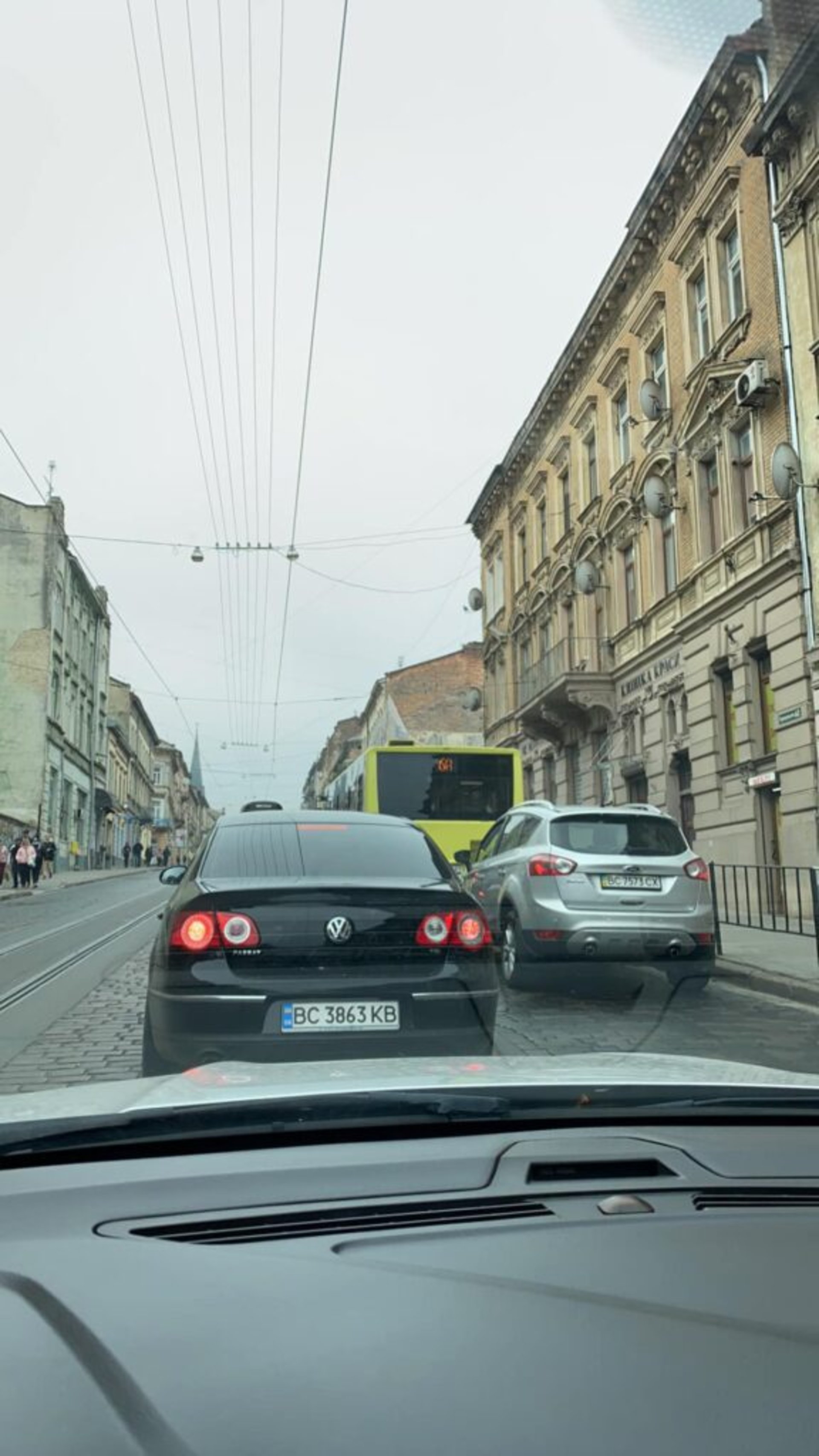 У Львові на вулиці Городоцькій зупинився рух транспорту, фото Святослав Товстига
