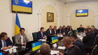 З понеділка уряд відновлює контроль швидкості на дорогах