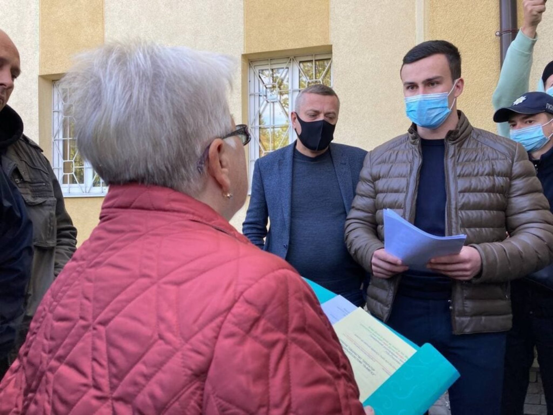 "Львівгаз" грабує нас!": Обурені львів’яни прийшли з вимогами припинення свавілля компанії, фото Нацкорпусу Львівщини
