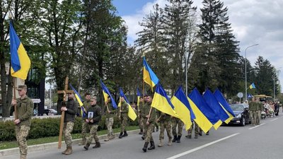 Пустомитівська громада попрощалась із Героєм Михайлом Врублевським