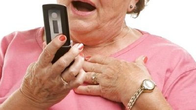 Мешканців Винник тероризують телефонні шахраї