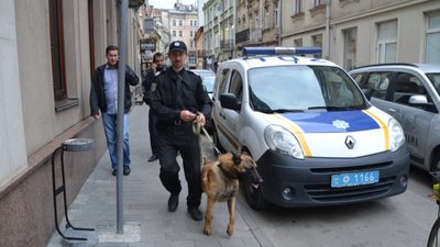 Львів «замінували»: вибухівку шукали по всьому місту дев’ять годин