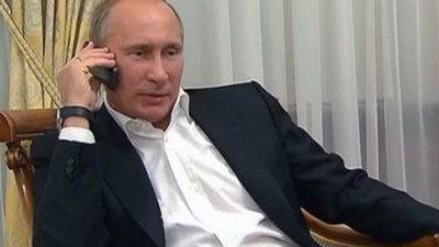 Зеленський поговорив з  Путіним