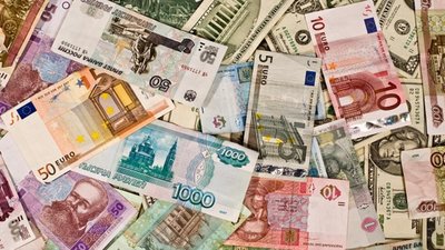 НБУ посилив умови для переказу валюти за кордон