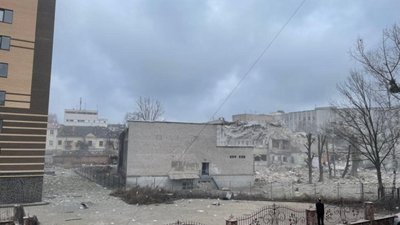 Окупанти розбомбили школу у Житомирі (ФОТО, ВІДЕО)