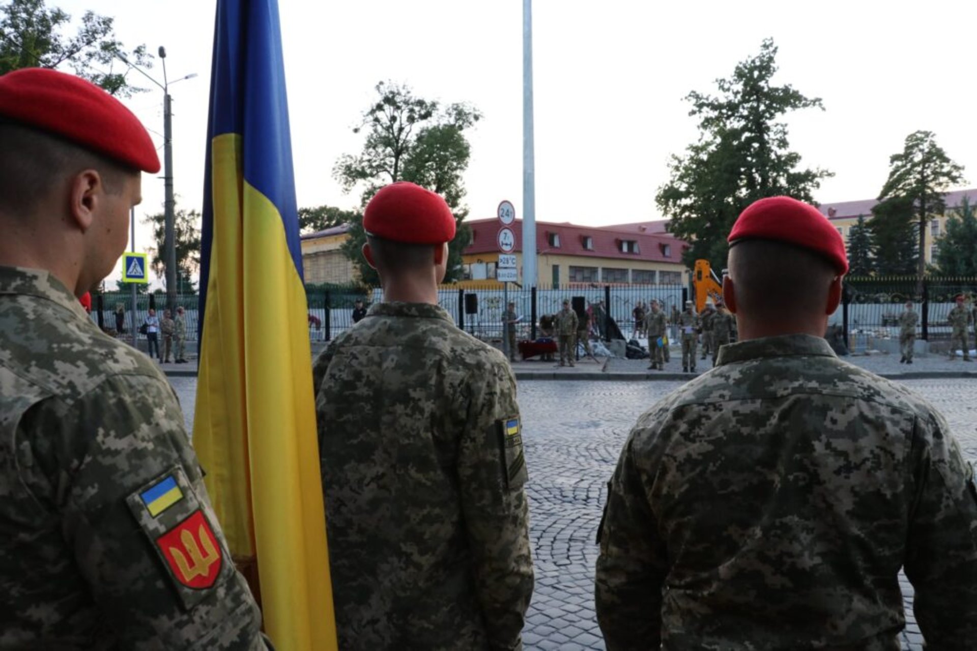 У Львові прапор піднімуть на найвищий флагшток за 12 мільйонів гривень, фото Павла Ткачука