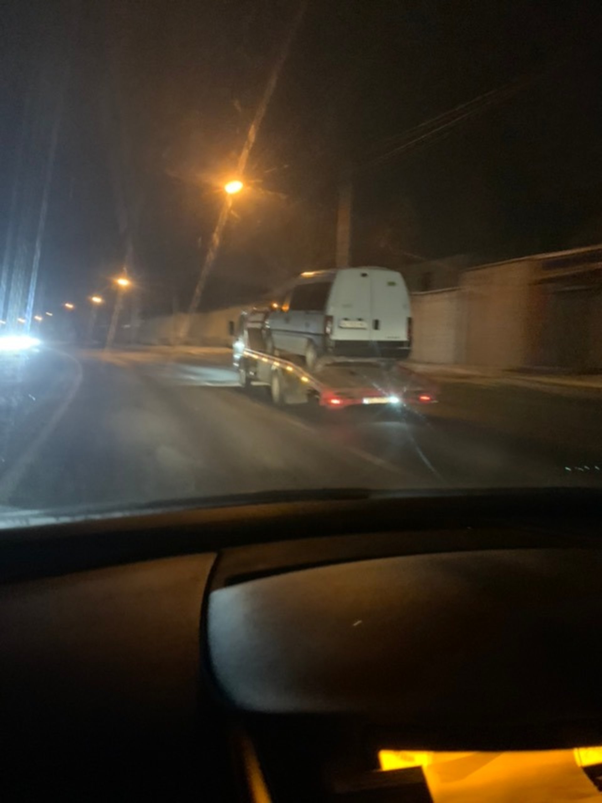 У Львові за несплату 15 штрафів у чоловіка вилучили автомобіль, фото Мінюсту