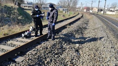 На Львівщині потяг важко травмував чоловіка