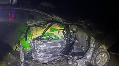На Львівщині 24-річний водій Volkswagen Passat влетів у автомобіль