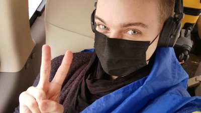 Літак з евакуйованими з Уханя українцями затримується