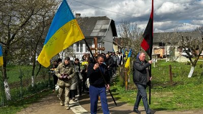 Львівщина прощається із учасником АТО (ФОТО)