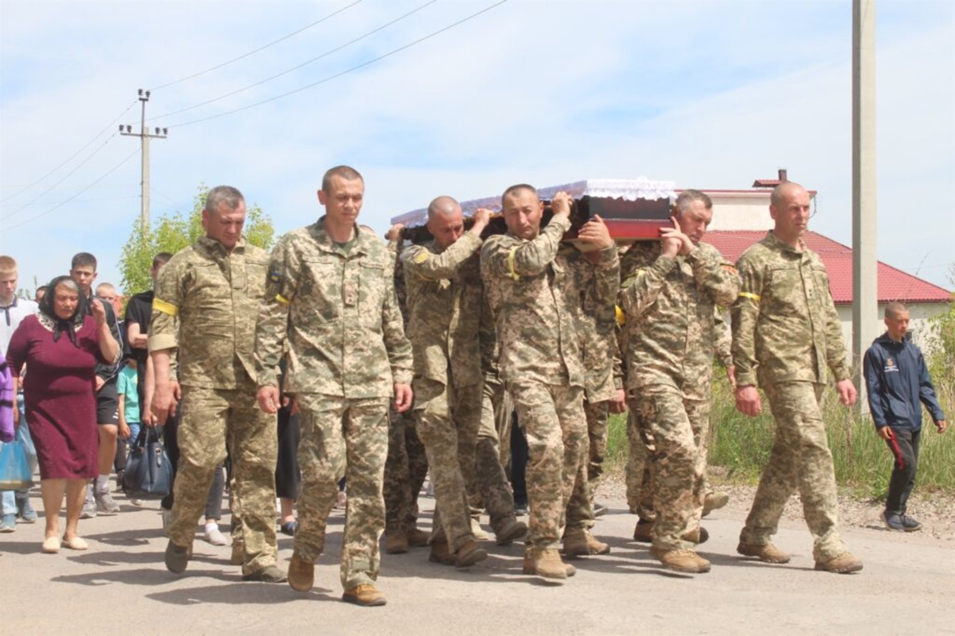 На Львівщині попрощалися з 24-річним загиблим на Донбасі бійцем, який звільняв від окупантів Бучу