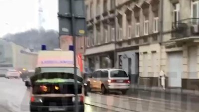 У Львові загорівся автомобіль швидкої допомоги (ФОТО)