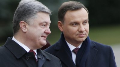 Петро Порошенко ініціював надзвичайного засідання комітету президентів України і Польщі