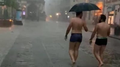 В Україні дощитиме і буде прохолодно