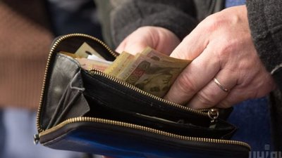 У Львові підрядник вкрав гроші на ремонті дворика