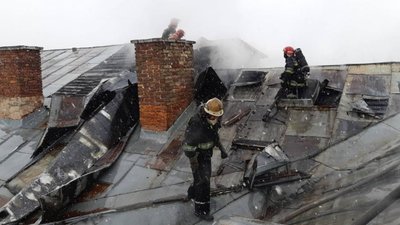 Рятувальники ліквідували пожежу у лікарні Львова