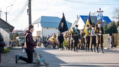 Львівщина прощається з новітнім Героєм України Віталієм Павлиськом (ФОТО, ВІДЕО)
