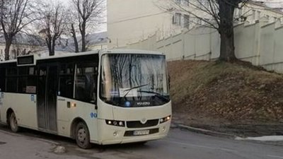 У Винниках під час Великодніх свят не курсуватиме шатл-бас