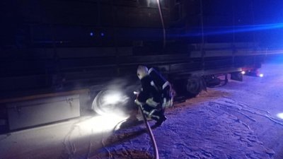 На Львівщині горів вантажний автомобіль (ФОТО)