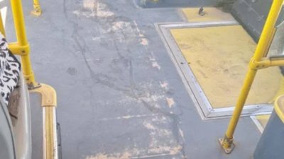 У Львові курсують брудні маршрутки (ФОТО)