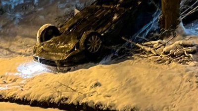 У Львові перекинувся автомобіль