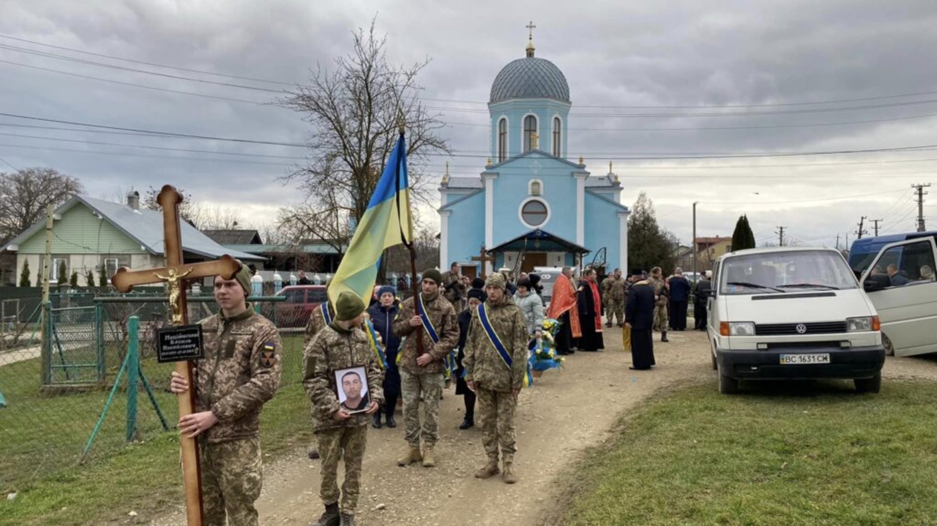 Ралівка провела в останню дорогу захисника України