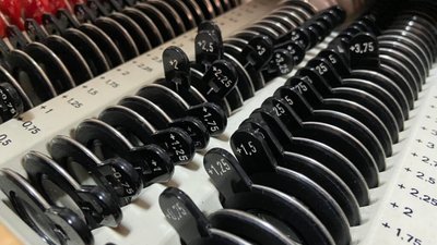 У Львові хірурги повернули зір 23-річній жінці