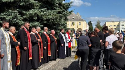 Львівщина попрощалась із захисником