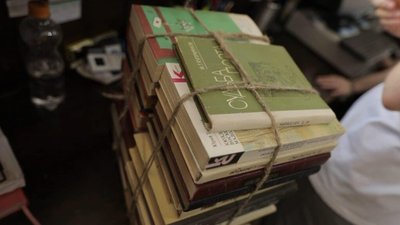 На Львівщині продовжують збір російських книжок