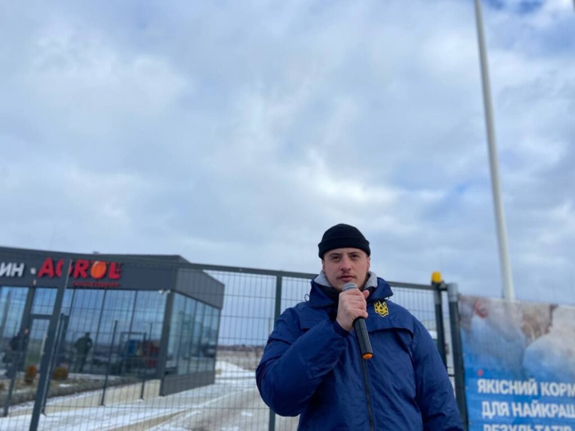 На Львівщині птахоферма шкодить довкіллю, фото Національний корпус у Львівській області