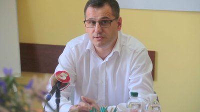Порошенко закликає підтримати лікаря-онколога Олега Дуду