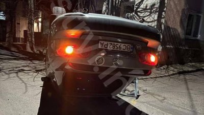 На Львівщині автомобіль перекинувся на дах