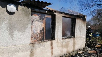 На Городоччині чоловік згорів у власному особняку (ФОТО)
