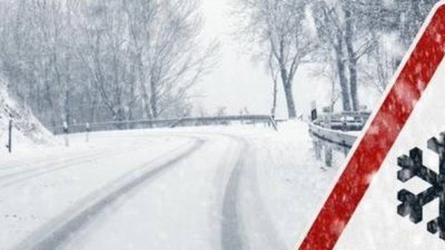 Рятувальники попередили про налипання мокрого снігу на вулицях та дорогах Львівщини